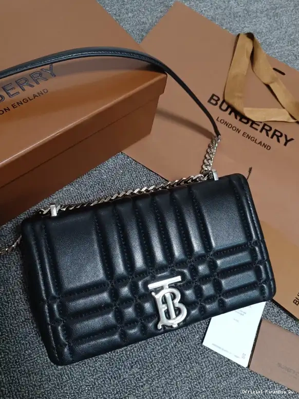 Official FirstBag Ru Small Bag Camera BURBERRY Lola 0513